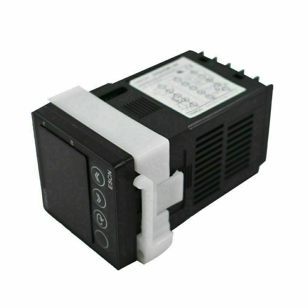 New OMRON E5CN-R2MT-500 100-240V Digital Temperature Controller 50/60HZ