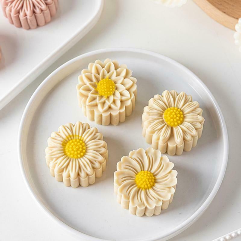 Baking Decorating Mooncake Mould Mid-Autumn Daisy Hand-Pressure Traditional