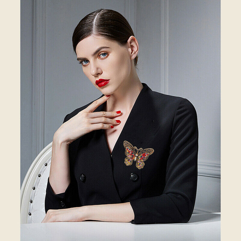 Butterfly Brooch Luxury Crystal Pin Big Brooches Banquet Clothese Accesso.l8