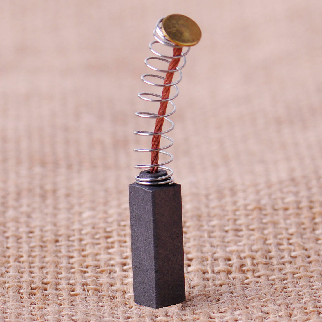 4pcs 6x6 x20mm Carbon Brushes For Wire Generator Generic DC Electric Motor Brush