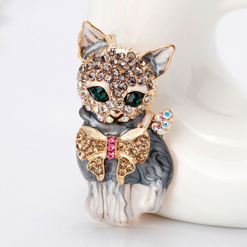 New Enamel Crystal Green Eye Cartoon Cat Brooch Pin Jewelry Bag Ornament G.l8