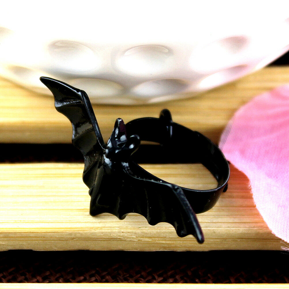 New Women Jewelry Wholesale Black Bat Personality Adjustable Ring Animal R.l8