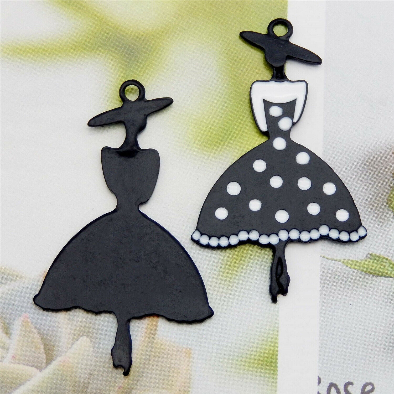 16PCS 44x26mm Black Fashion Girl Alloy Enamel Charms Pendant DIY Findings Crafts