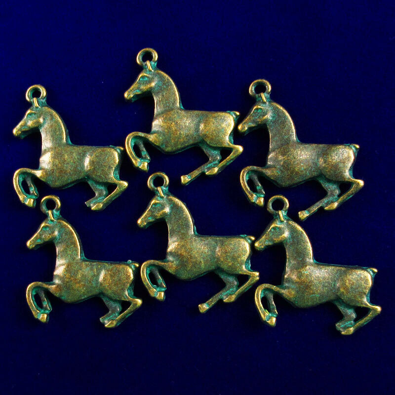 20Pcs 28x21x4mm Carved Brass Bronze Horse Pendant Bead A-79PJ
