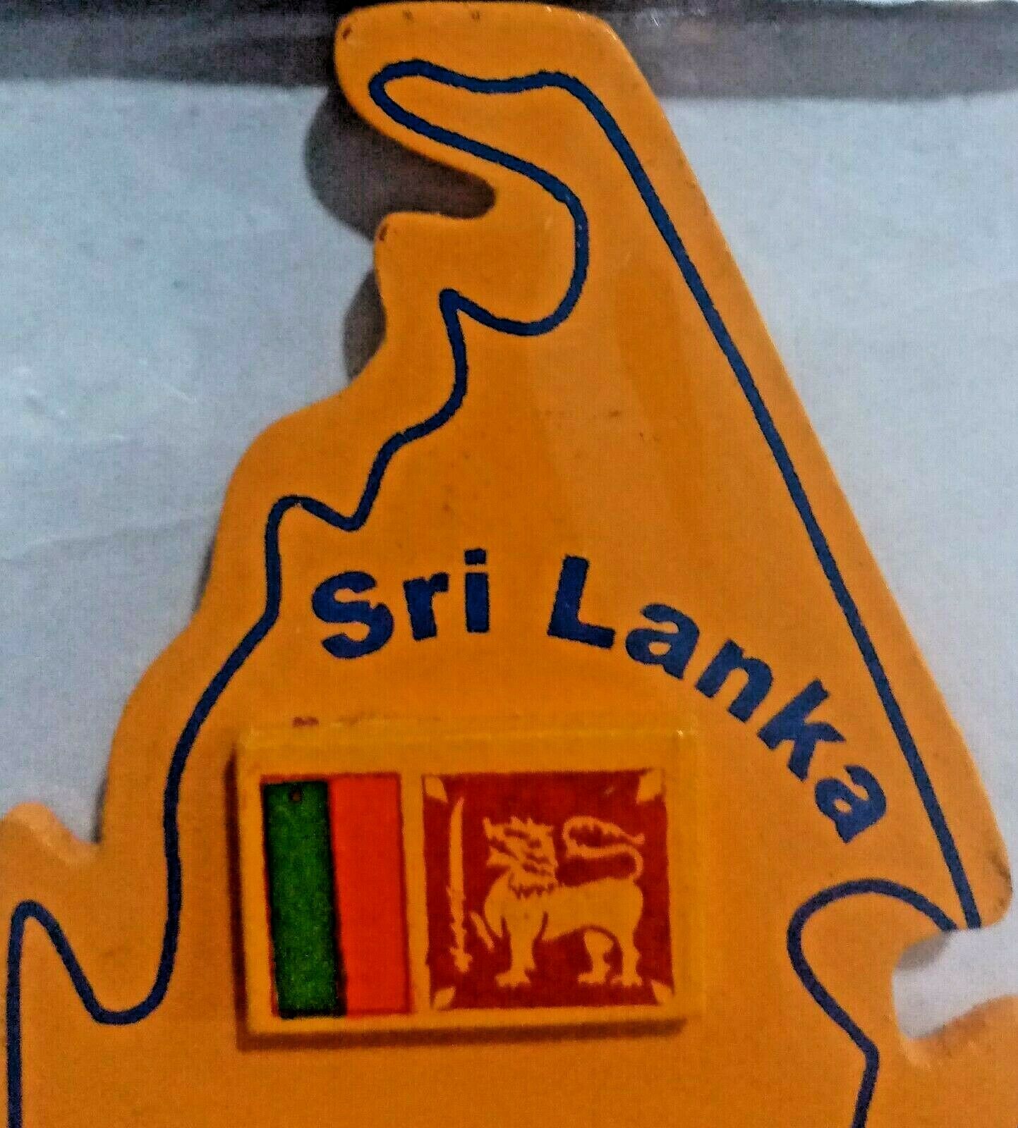 Wooden Fridge Magnet With Sri Lankan Traditional Representative With 2 Magnets