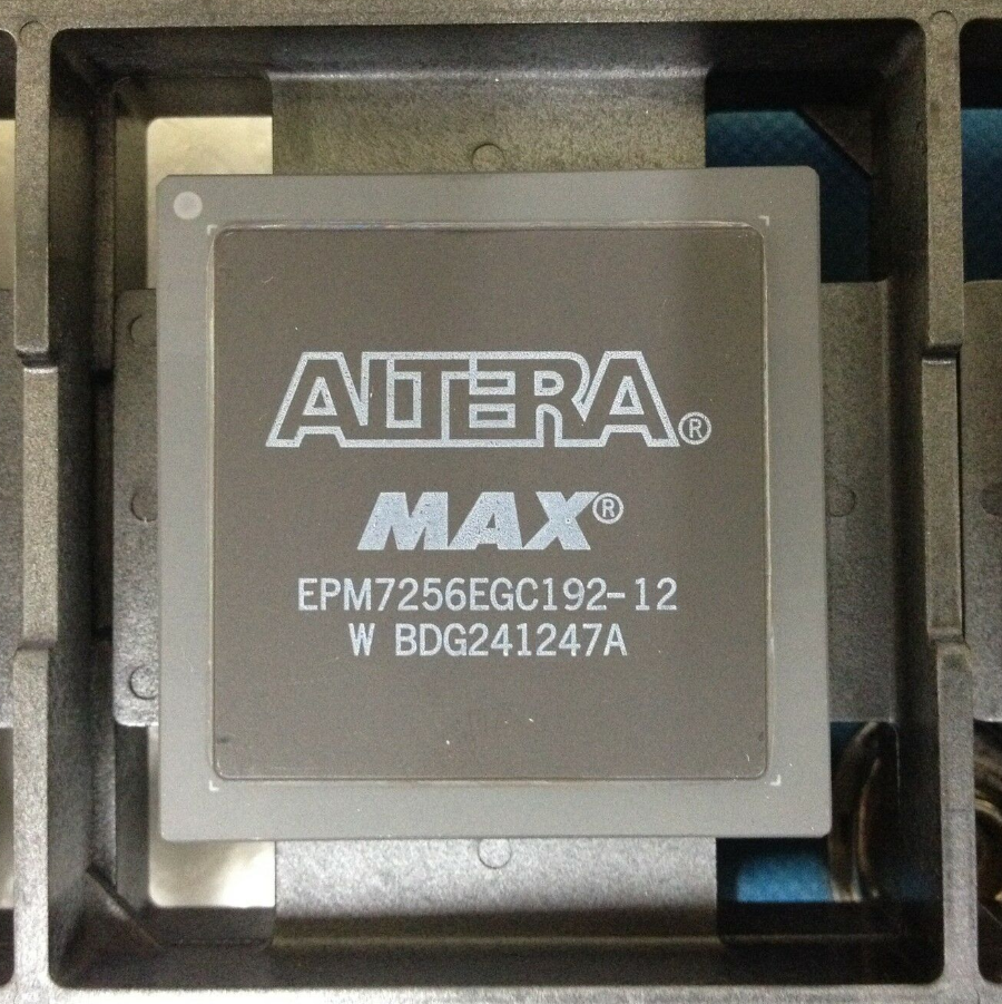 1PCS  IC ALTERA PGA-192 EPM7256EGC192-12 EPM7256EGC192 EPM7256
