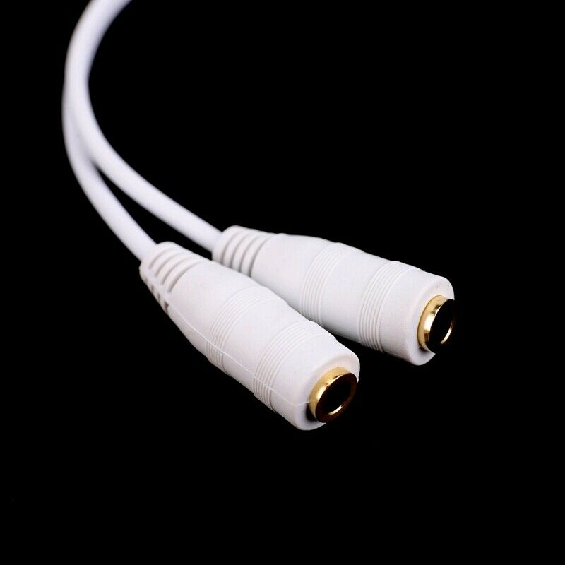 Cable splitter of white earphones 3.5 mm audio R7A8A8