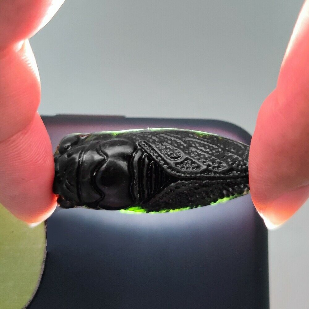 Handmade Natural Obsidian Green Jade Hand Carved Cicada Good Luck Pendant Cifts