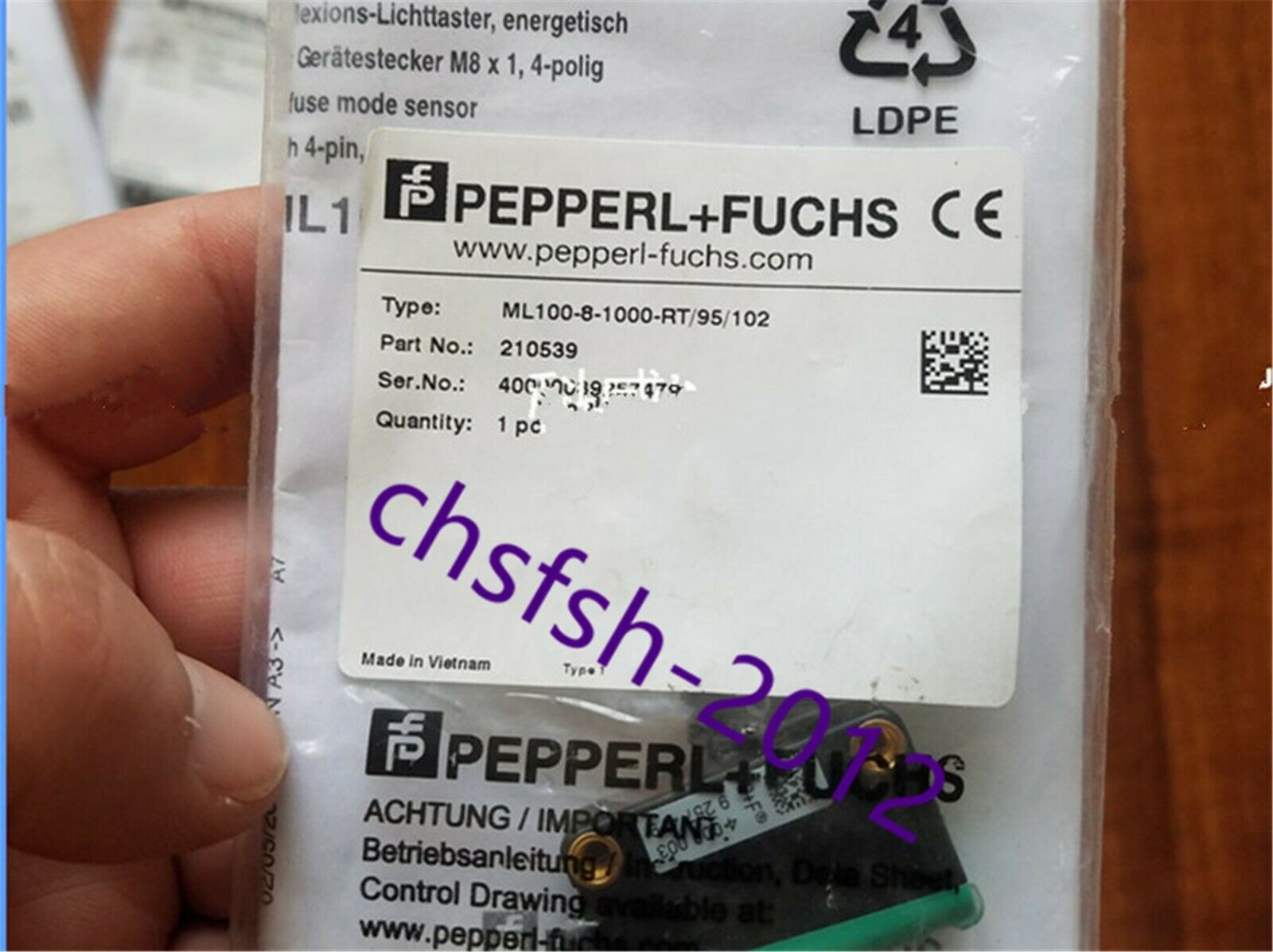 1 pcs New  Pepperl+Fuchs ML100-8-1000-RT/95/102 Photoelectric switch