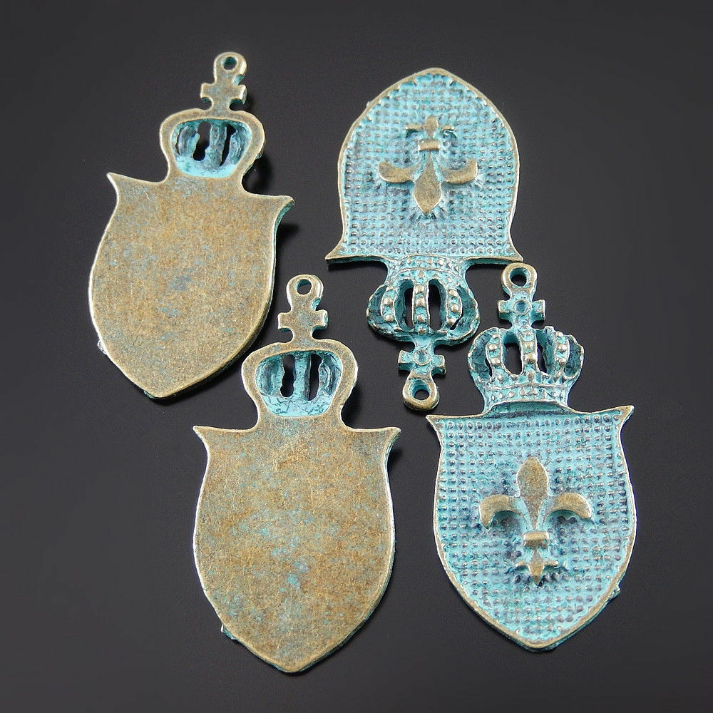 20 pcs Antiqued Zinc Alloy Green Badge Charms Pendant Findings 40x21mm 52076