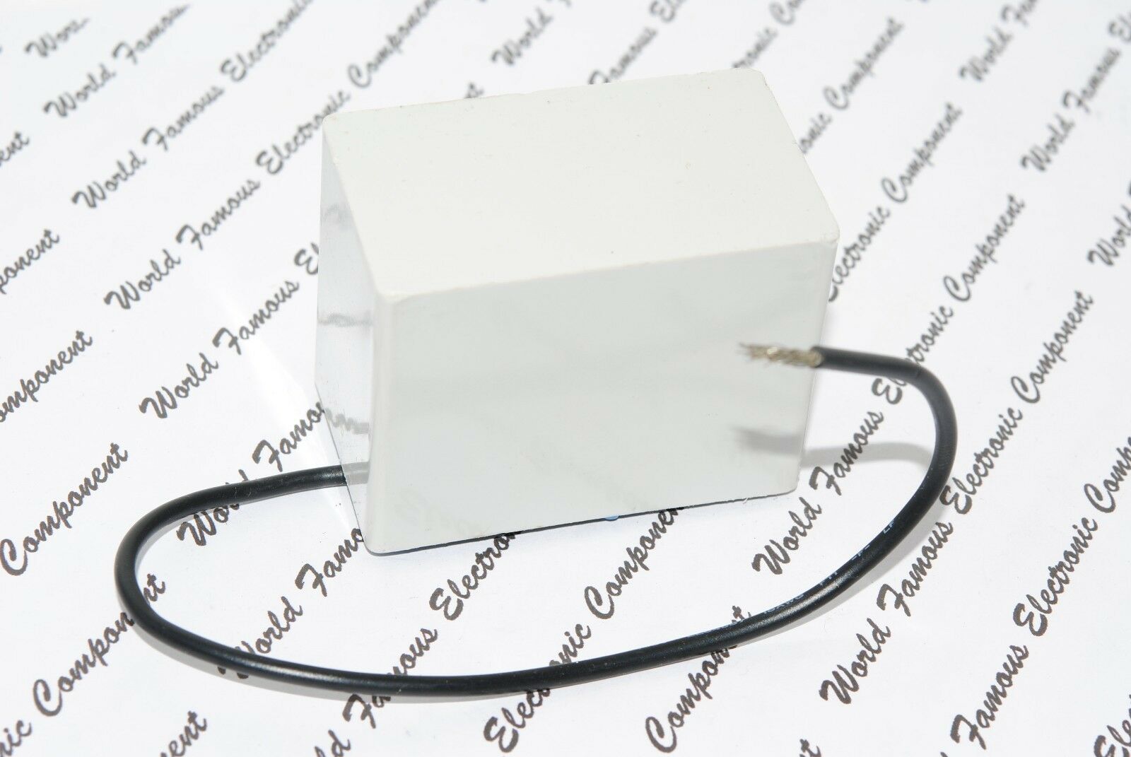 1pcs - CDE 1uF (1µF) 1200V IGBT Snubber Capacitor-SCMT105K122H8P28-F