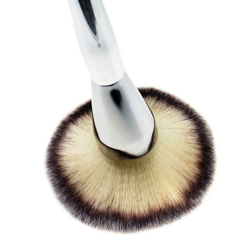 Makeup Brush for Powder Cosmetic Accessory Gift for Women