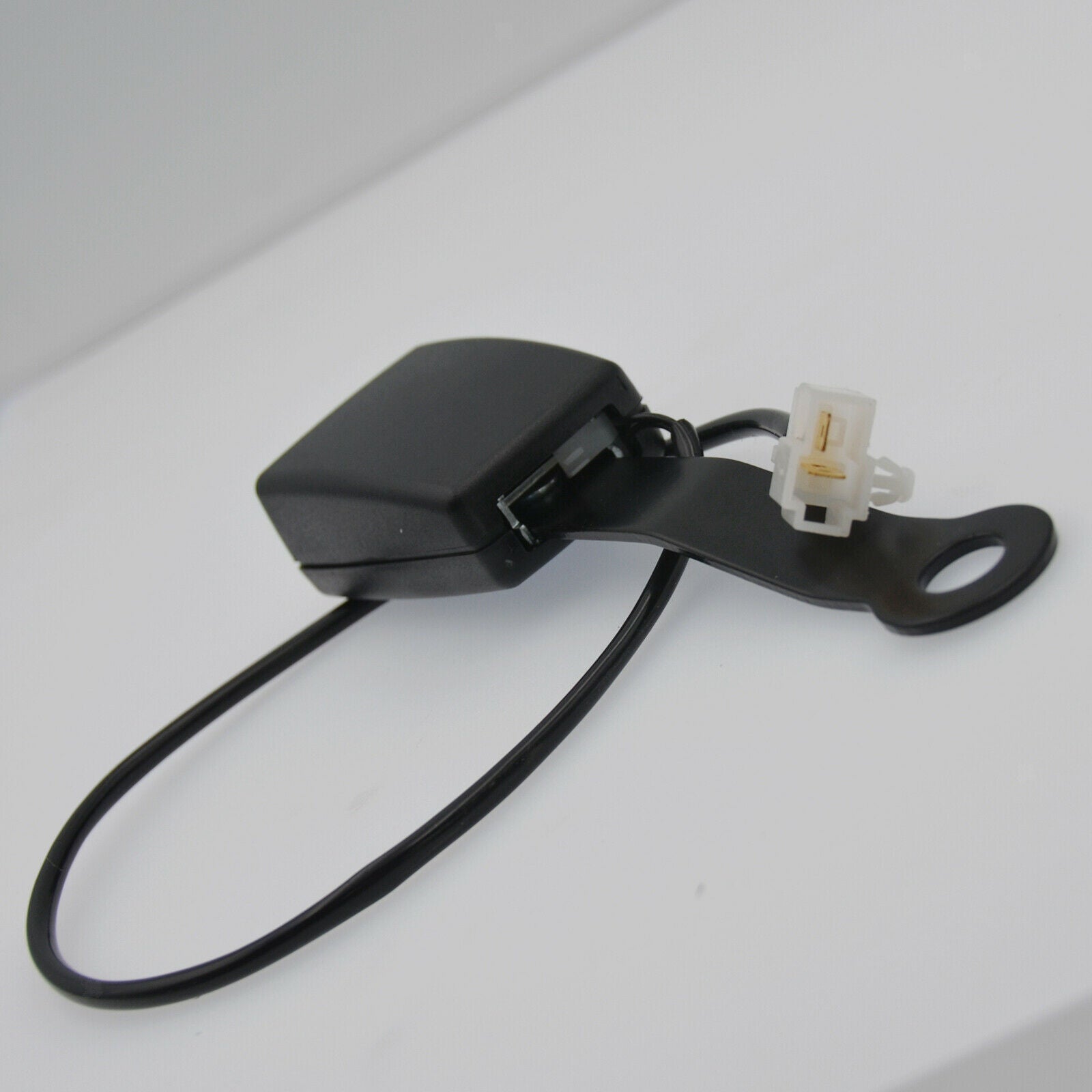 22mm Car Truck Front Seat Belt Buckle Socket Plug Connector w/ Warning Cable