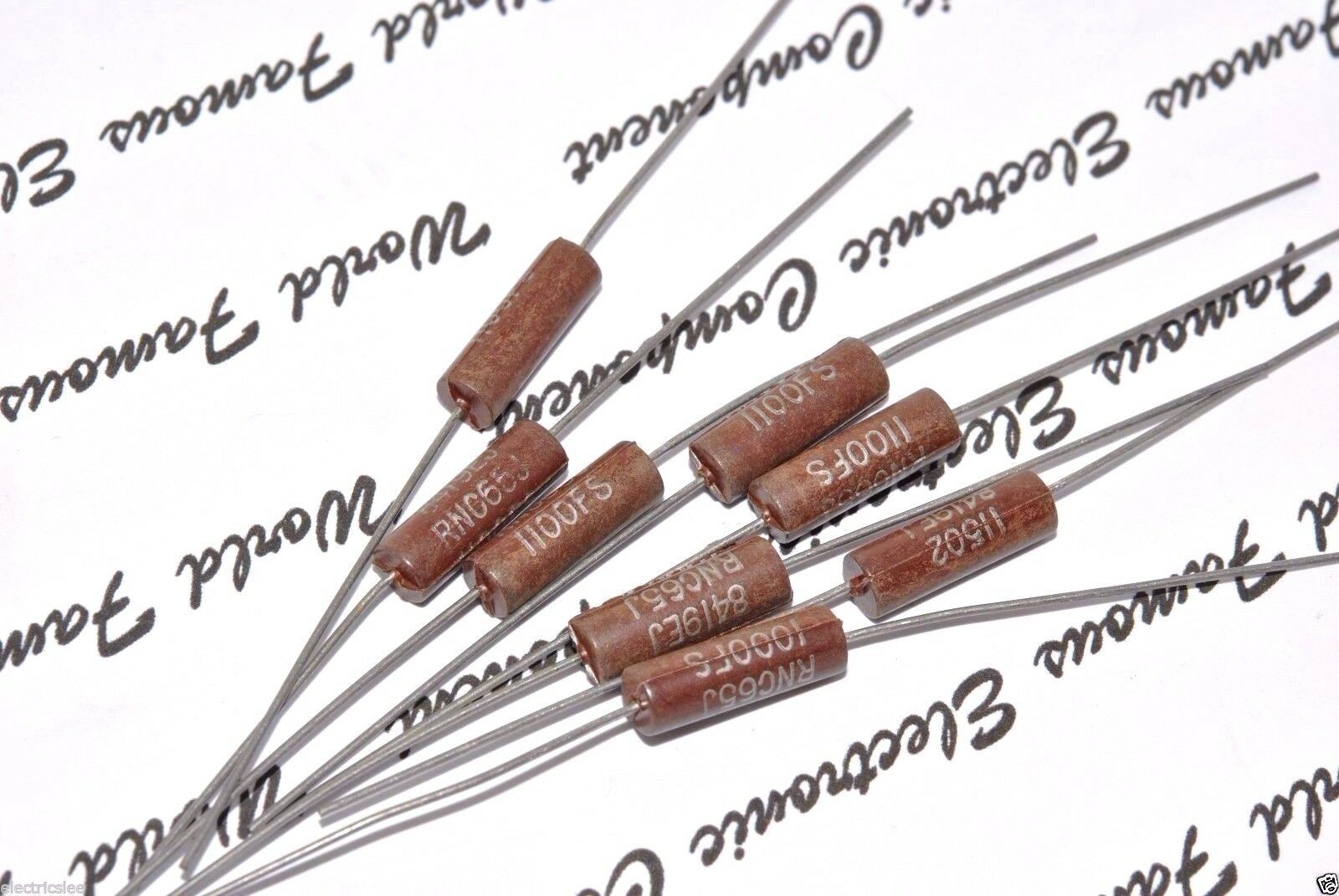 2pcs - IRC RNC65J 806R (806 ohm) 1% MIL Fixed Resistor / WIDERSTÄNDE