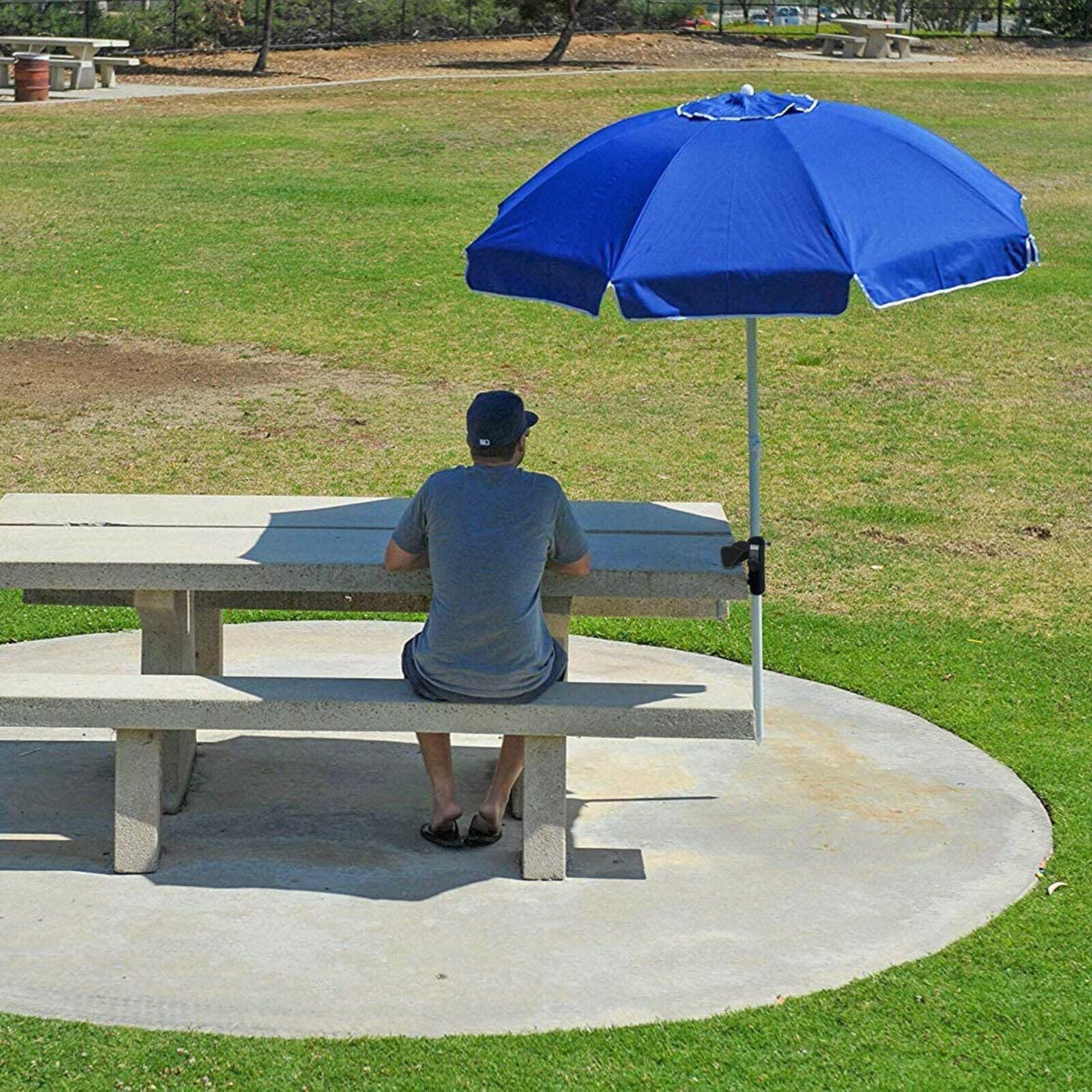 1Pc Balcony Umbrella Holder Parasol Table Clamp Patio Beach Umbrella Holders
