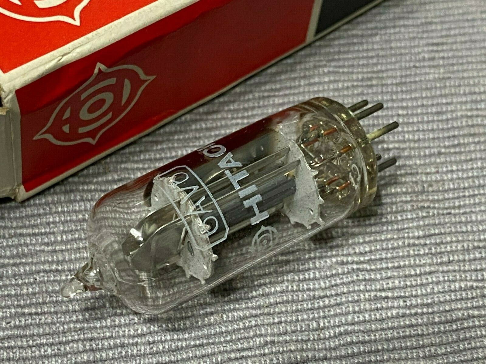 1PCS - HITACHI 6AV6 Radio Vacuum tube NOS NIB - Japan