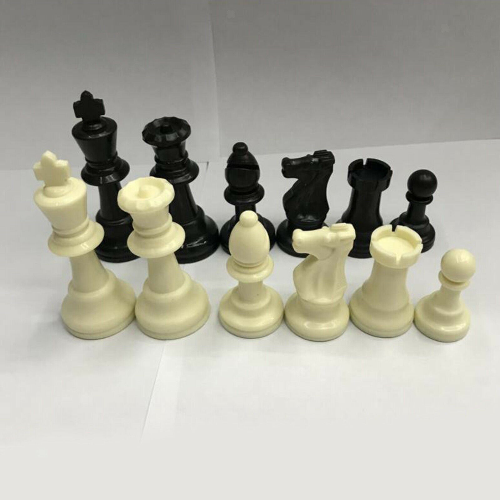32x Chess Pieces Set Plastic Traveling Game Chess Game 64mm King for Travel