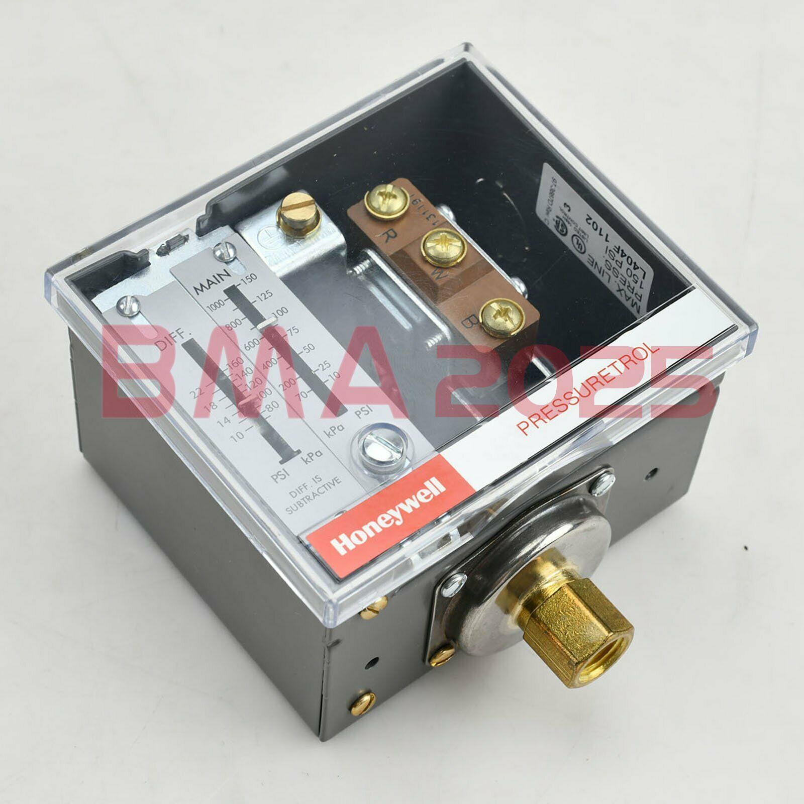 1PC New L404F 1102 Pressure switch 1 year warranty DHL free Ship L404F1102 HY9T