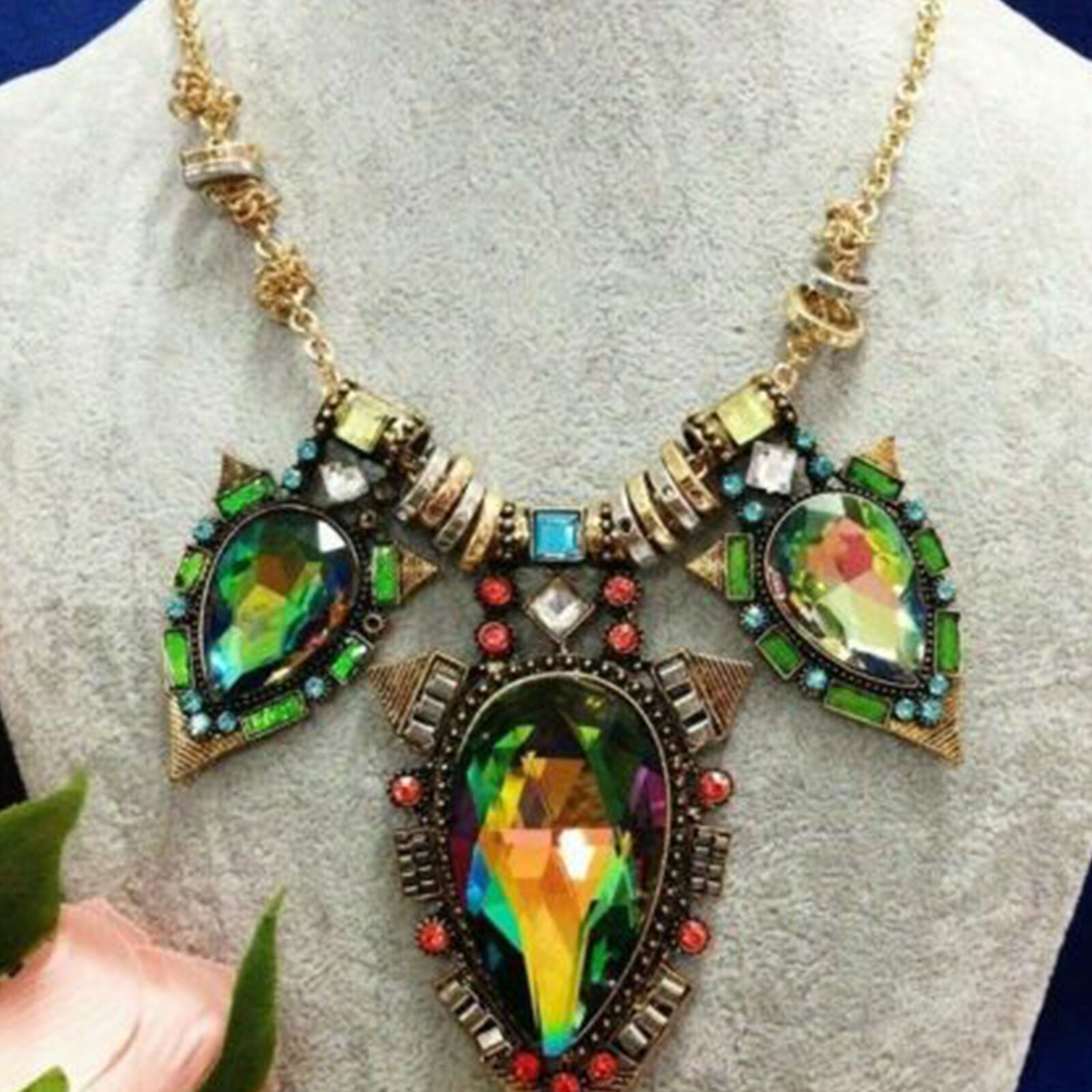Fashion Boho Women Crystal Choker Chunky Statement Pendant Bib Necklace Jewelry