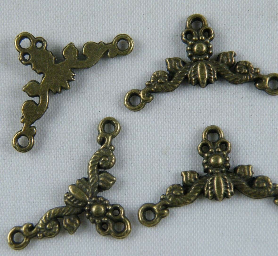70pcs Bronze Color Nice Bee 3Holes Connectors 26.5x15mm 11598