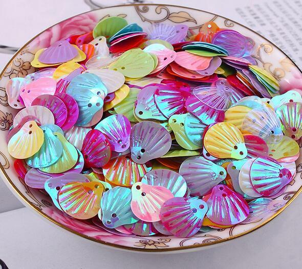 600pcs Mixed Shell shape Sequin 2-Holes Sewing clothing decoration Handicrafts