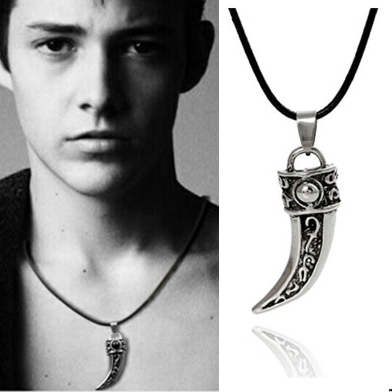 Trendy Stainless Steel Domineering Wolf Tooth Shape Pendant Necklace Jewel.l8