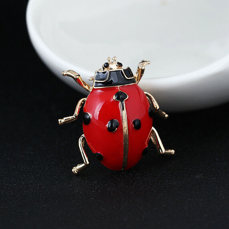 Fashion Enamel Red Ladybug Insect Brooches Beetle Pin Scarf Corsage Jewel.l8