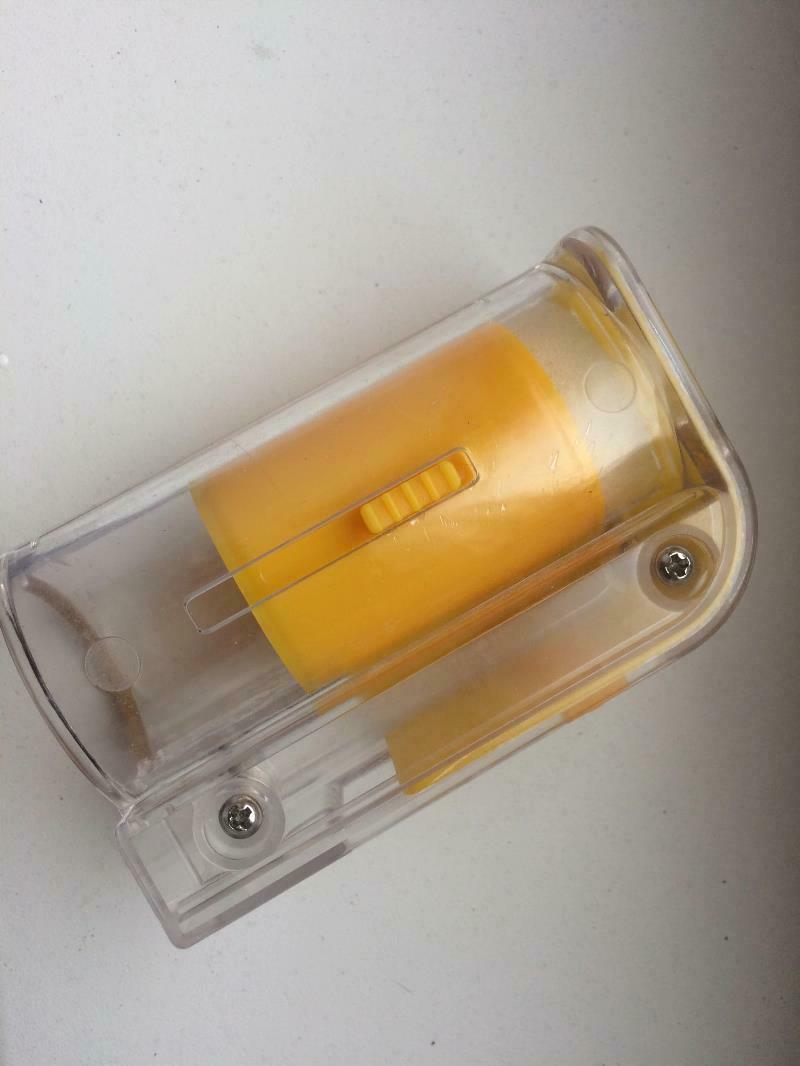 Bee Queen Marker Bottle Cage Plastic Handed Marking Catcher Beekeeping Supplies