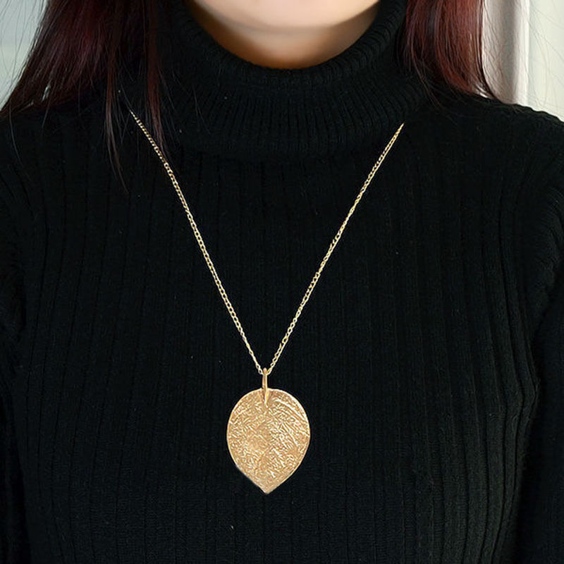 Women Graceful Golden Leaf Exquisite Pendant Necklace Long Sweater Chain BDAUDD