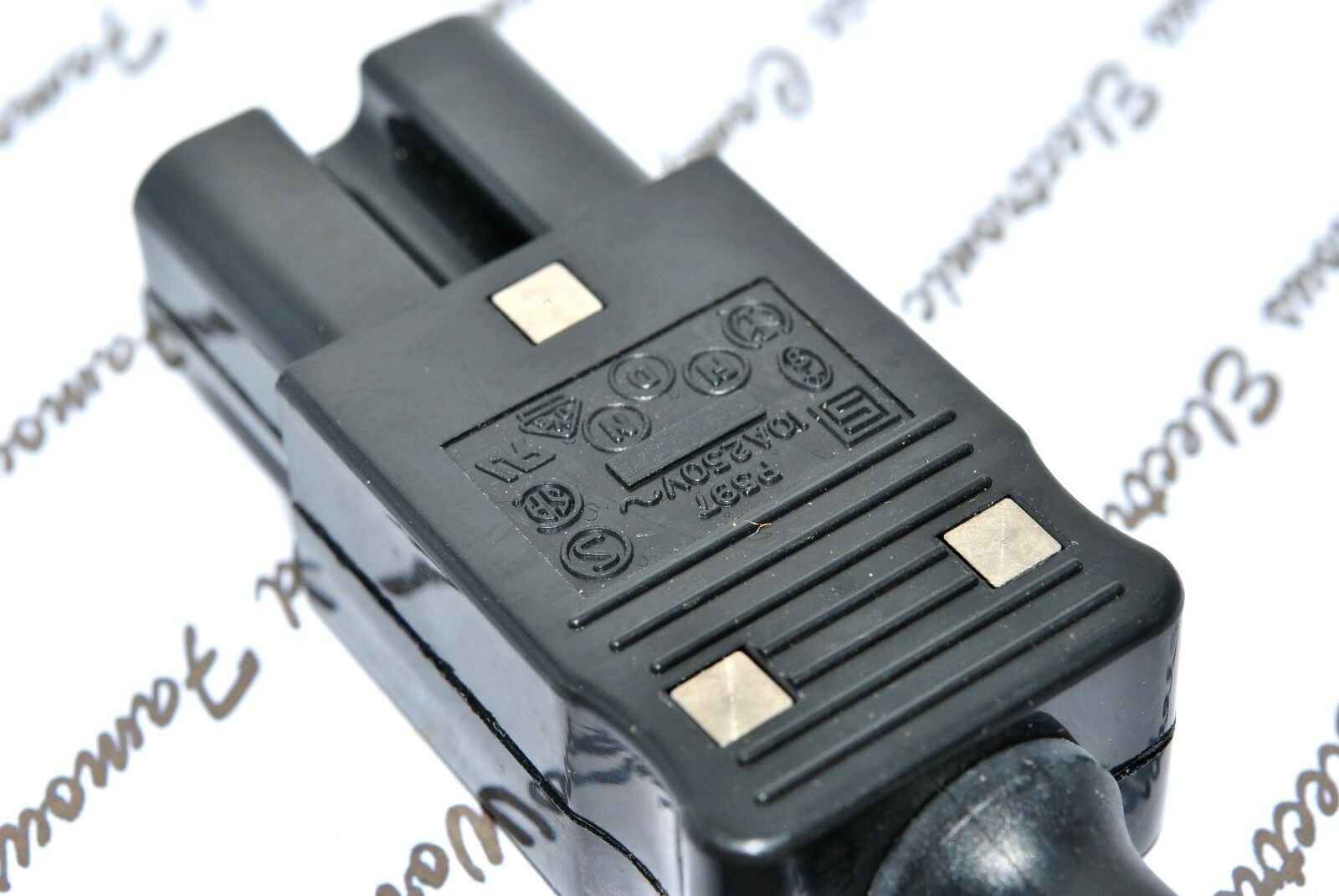 1pcs- SCHURTER P597 IEC 10A 250Vac  Re-wireable Female Plug -Connector