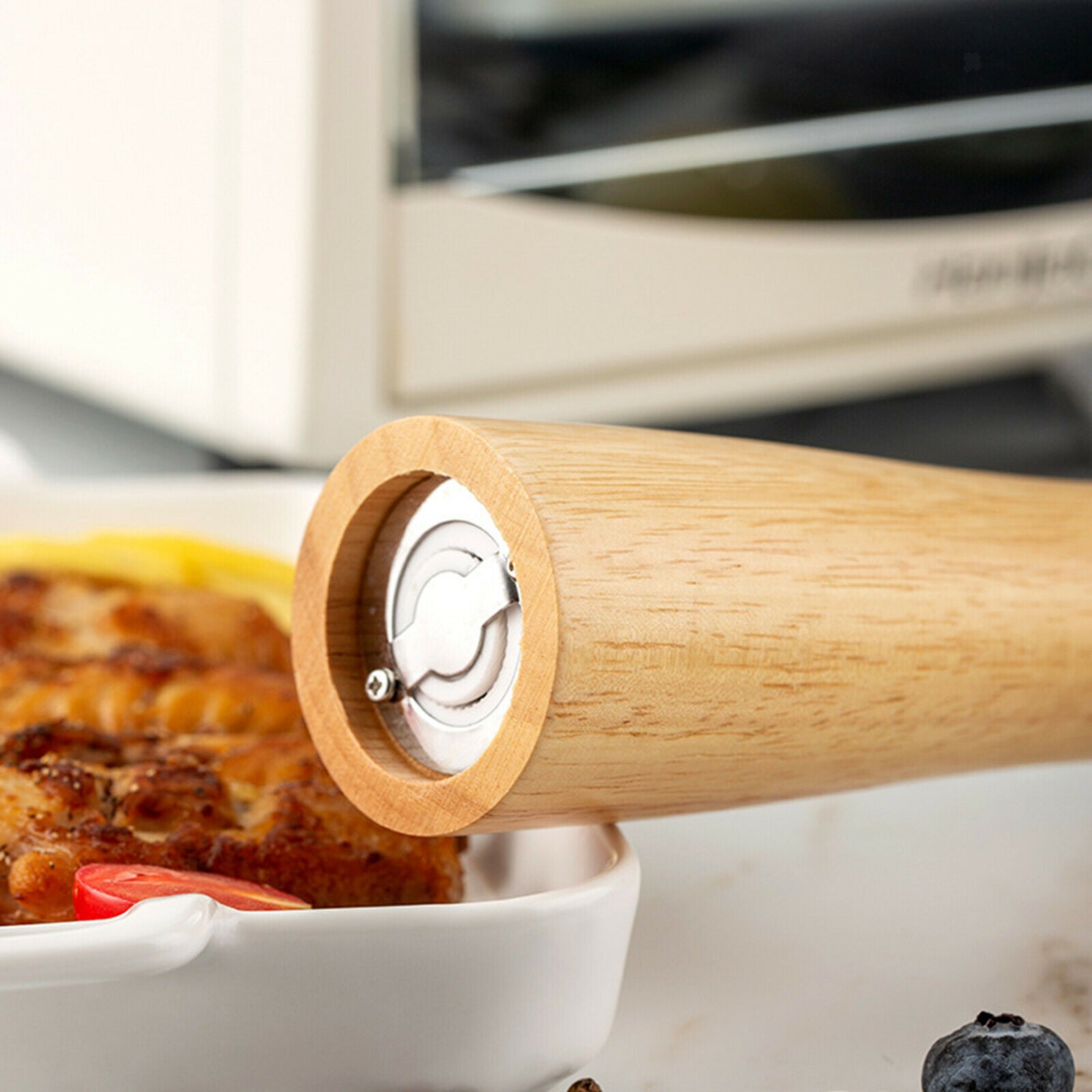 Wood Salt and Pepper Grinder Set Adjustable Shaker Mill Kitchen with a Spoon