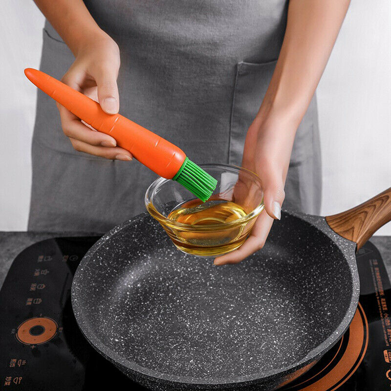 Carrot Shape Silicone BBQ Oil Brush Cake Butter Bread Brush Barbecue Bru.l8
