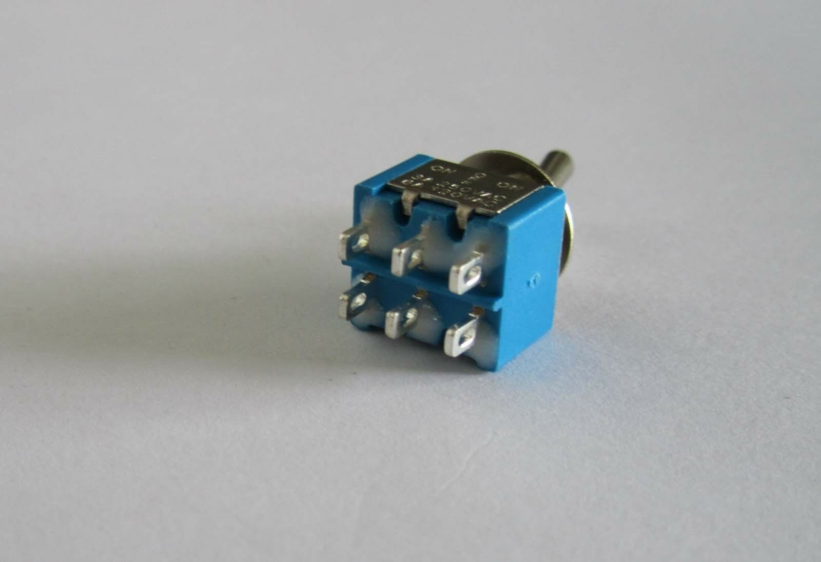 10x DPDT Guitar Mini Toggle Switch 3 Position ON/OFF/ON 6 PIN Car/Boat Switches