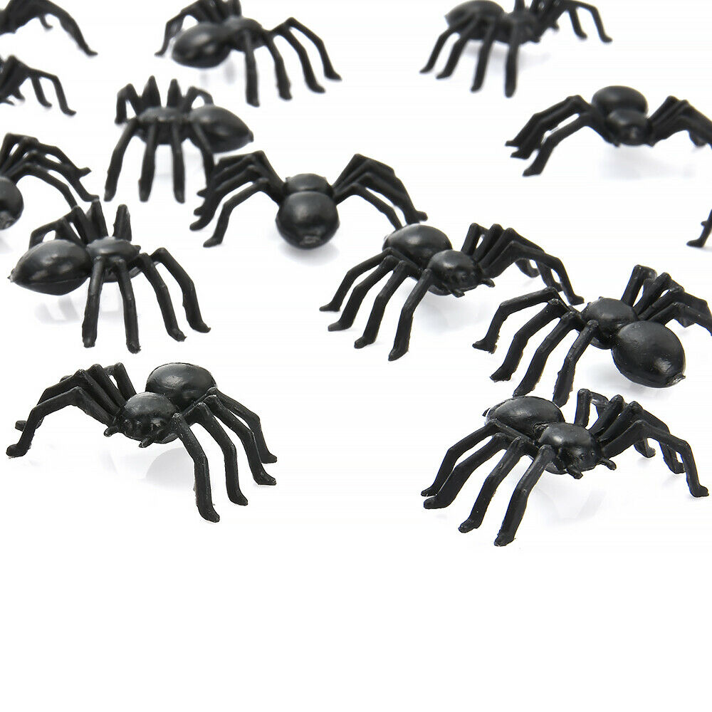 50PCS Realistic Plastic Spider Toys Halloween Party Prank Props Halloween Decors