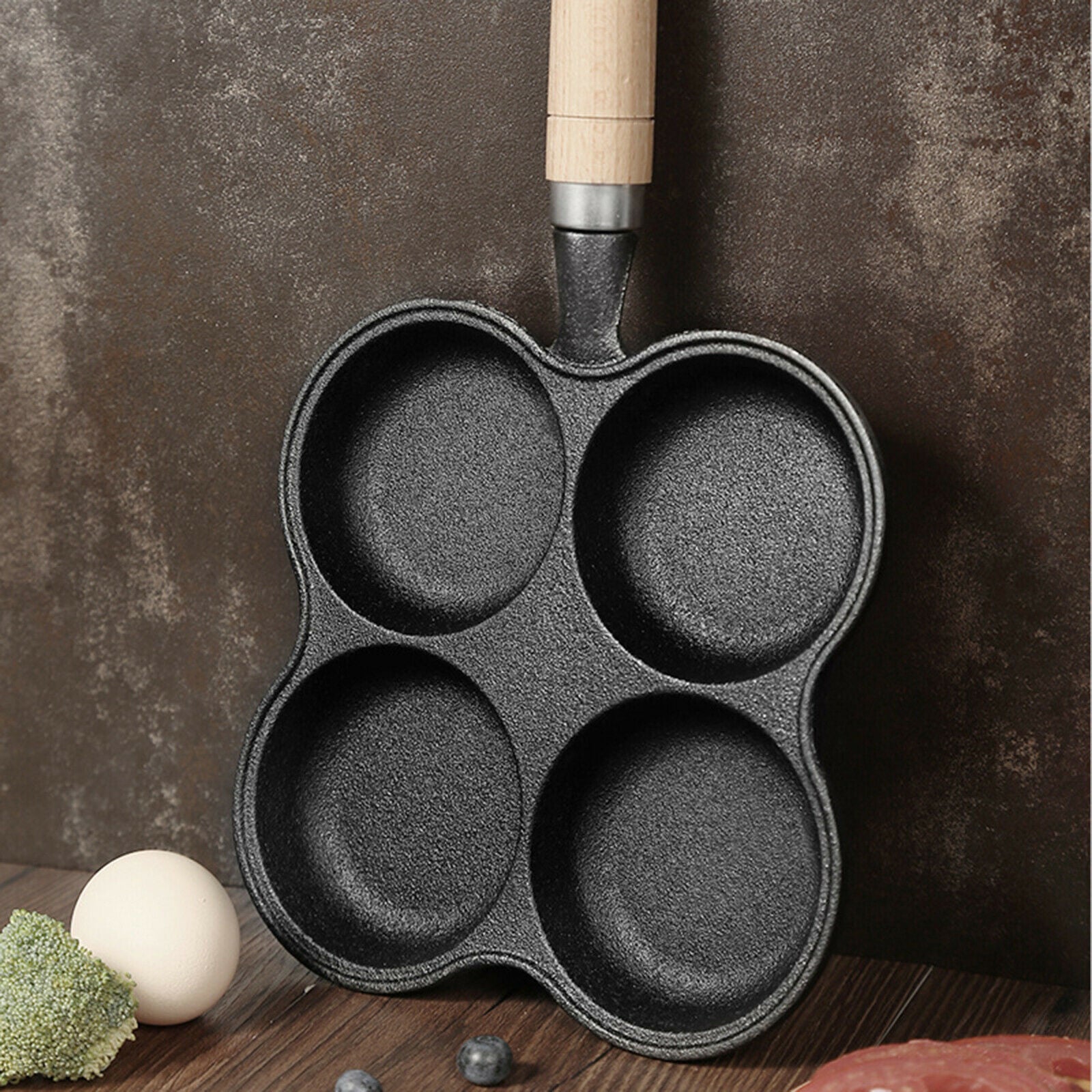 Non-Stick Egg Frying Pan Mold Cast Iron Eggs Omelet Pans Potsticker Hem