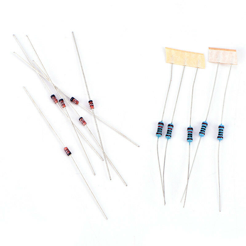 NE555 CD4017 Scrolling Flowing Red Light SMD DIY Kit Soldering Practice K.l8