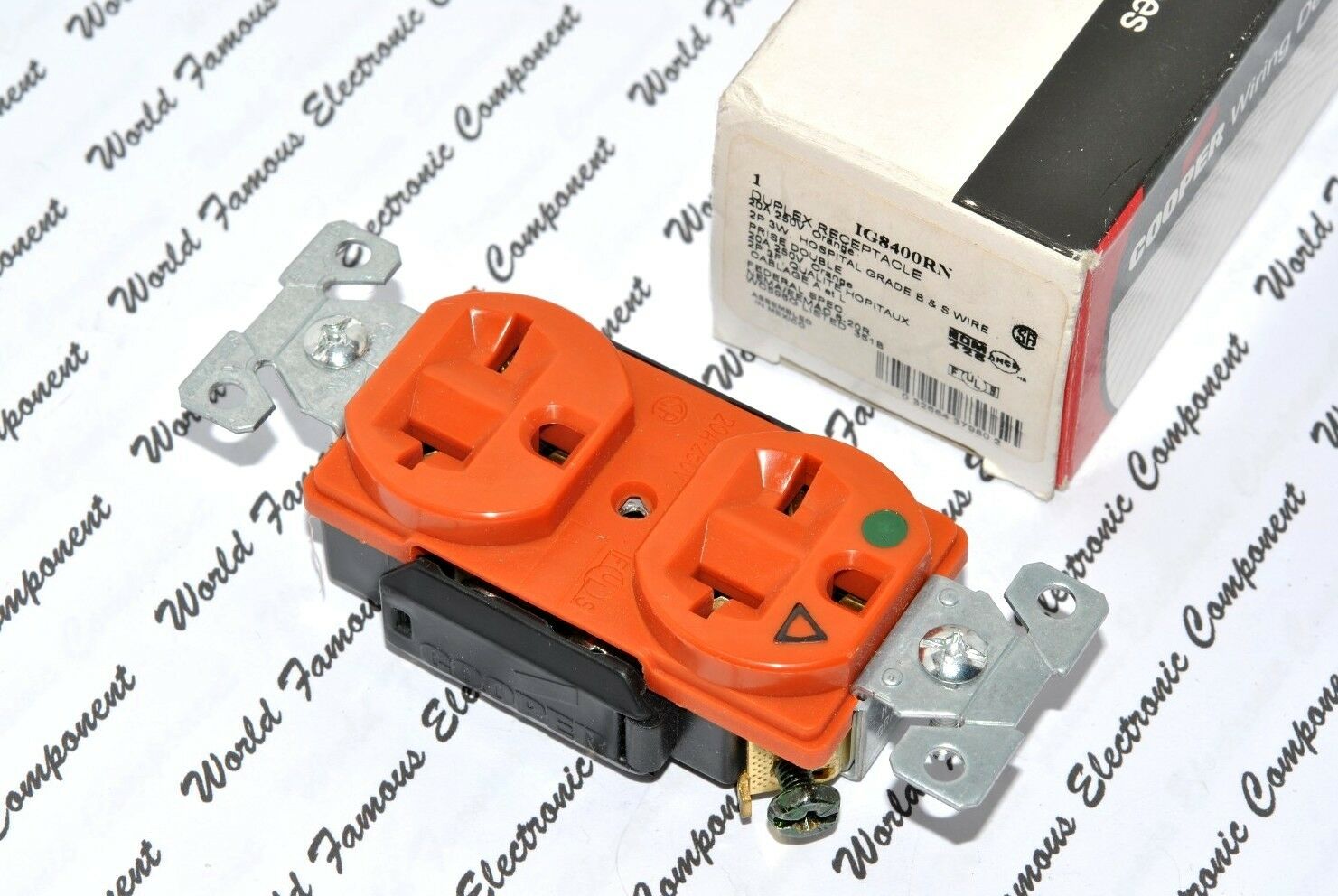 1pcs-COOPER IG8400RN 20A 250V Isolated Ground Premium Hospital Grade Receptacle