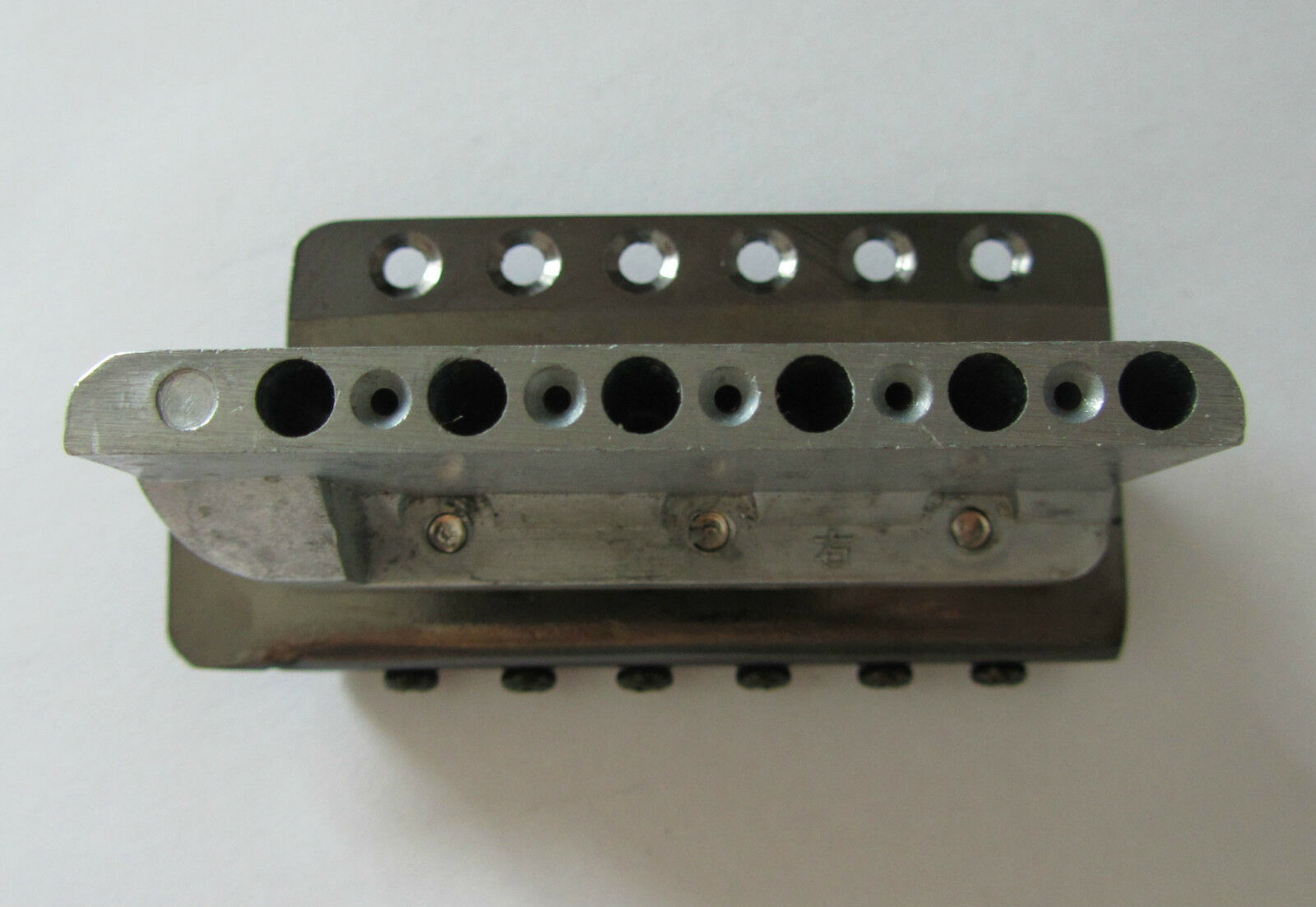 Black ST/Strat Guitar Single Tremolo Bridge Locking System for Strat