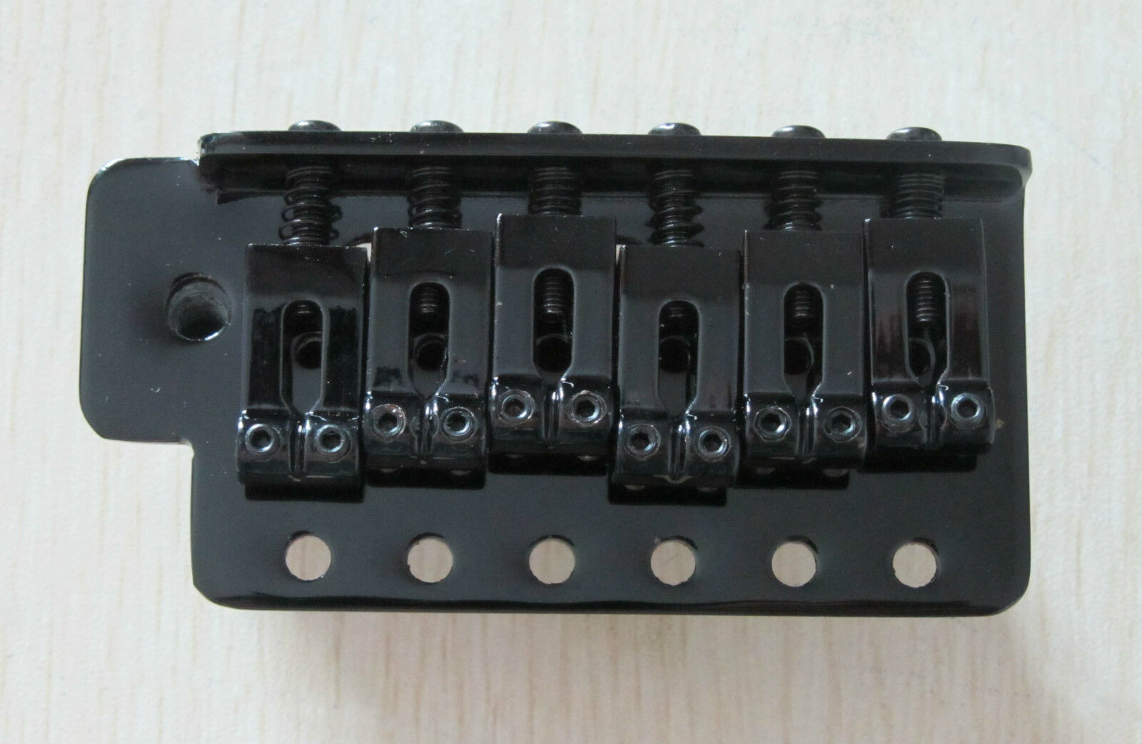 Black ST/Strat Guitar Single Tremolo Bridge Locking System for Strat