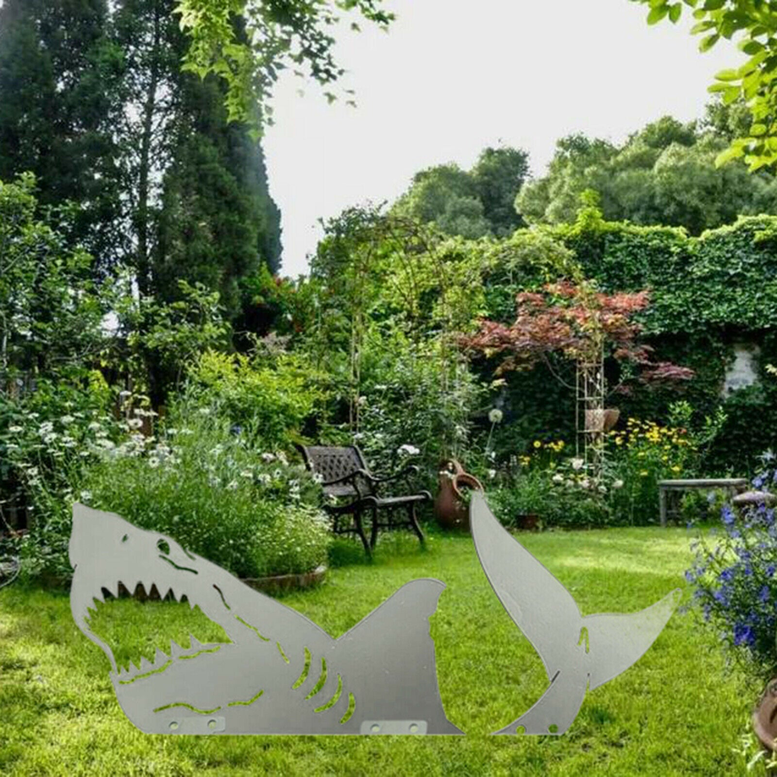 Iron DIY Shark Statue Outdoor Backyard Garden Stake Yard Ornaments Décor