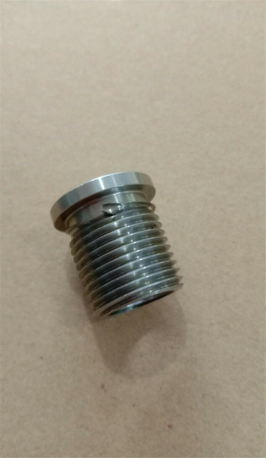 1 Pcs New Stylish And Durable Spark Plug Port Insert For Cal Van 38900 4.6L
