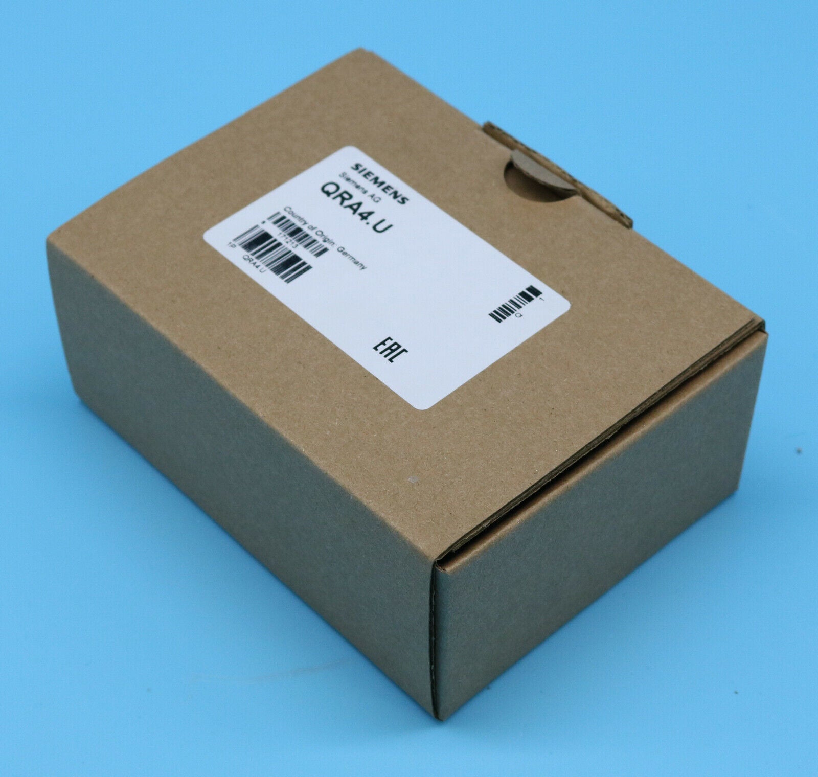 1PC NEW in box Siemens QRA4.U flame detector one year warranty