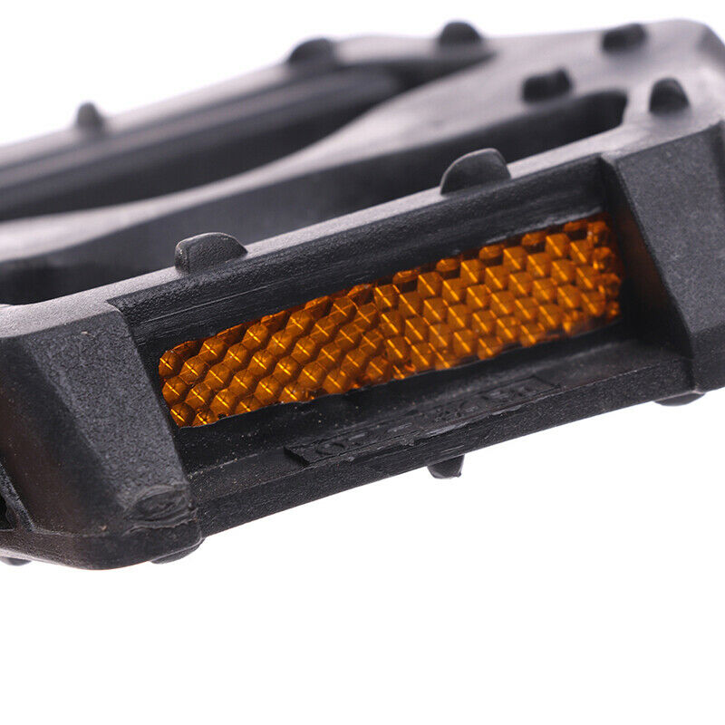 1 Pair Portable Bicycle Pedal Plastic Anti-slip Rivet Cycling Bearing PedalsBDA