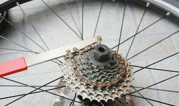 Cassette Flywheel Disassembly and Assembly Wrench Chain Wrench Bicycle Repair To