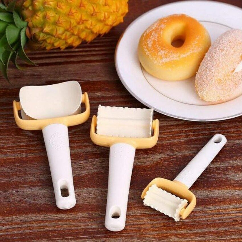 3PCS Rolling Cookie Pastry Dough Cutter Roller Slice Biscuit Cutting Blader