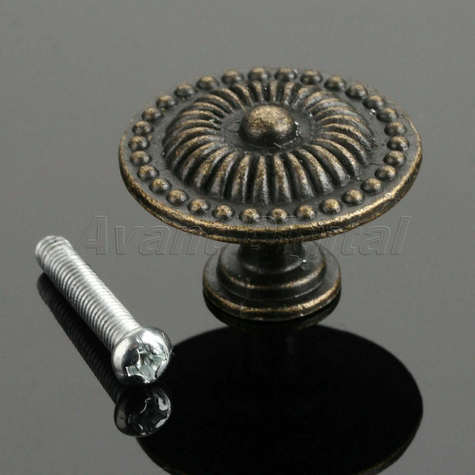 Zinc Alloy Retro Bronze Flower Cabinet Door Pull Handles Drawer Knobs 30*20mm