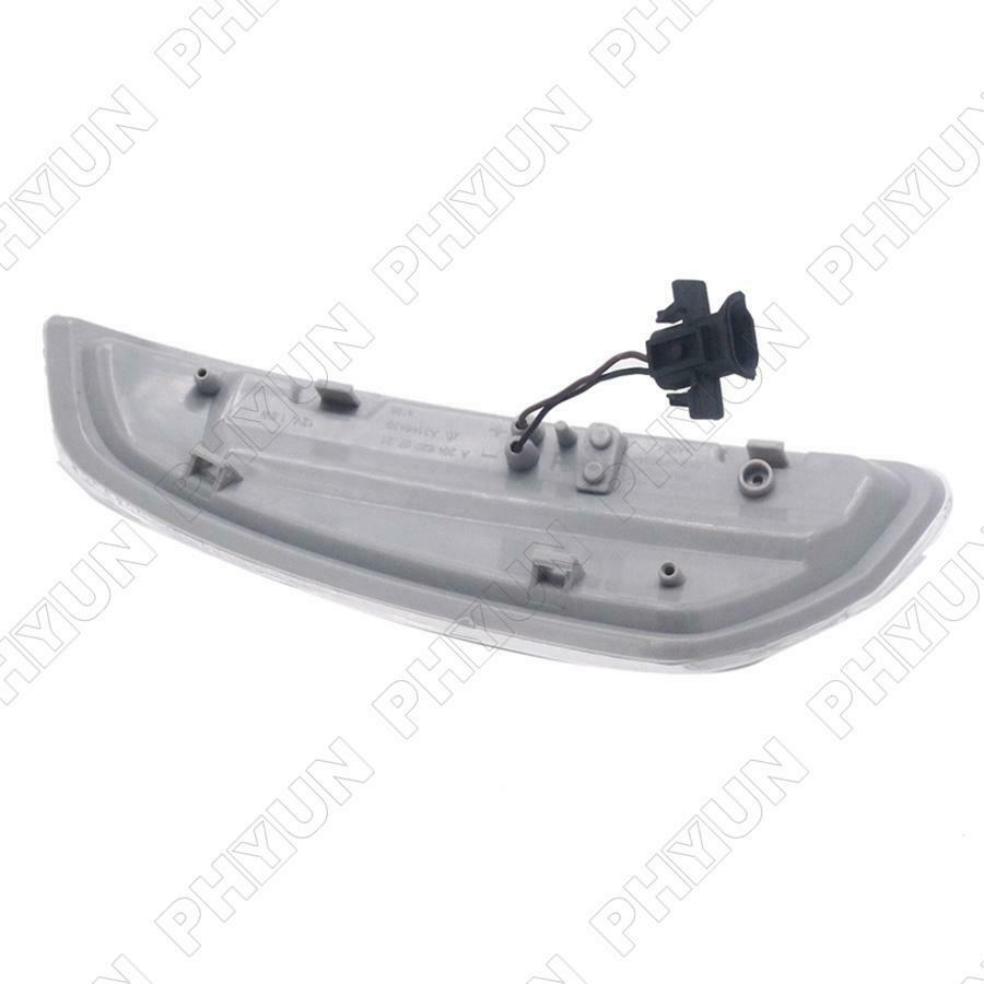 For Mercedes Benz C250 C300 C350 C63 AMG Right Side Mirror Turn Signal Light