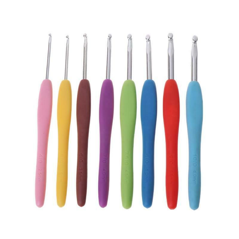 8Pcs Crochet Needles 2.5-6mm Rubber Handle Hooks Knitting Set Kit Accessories