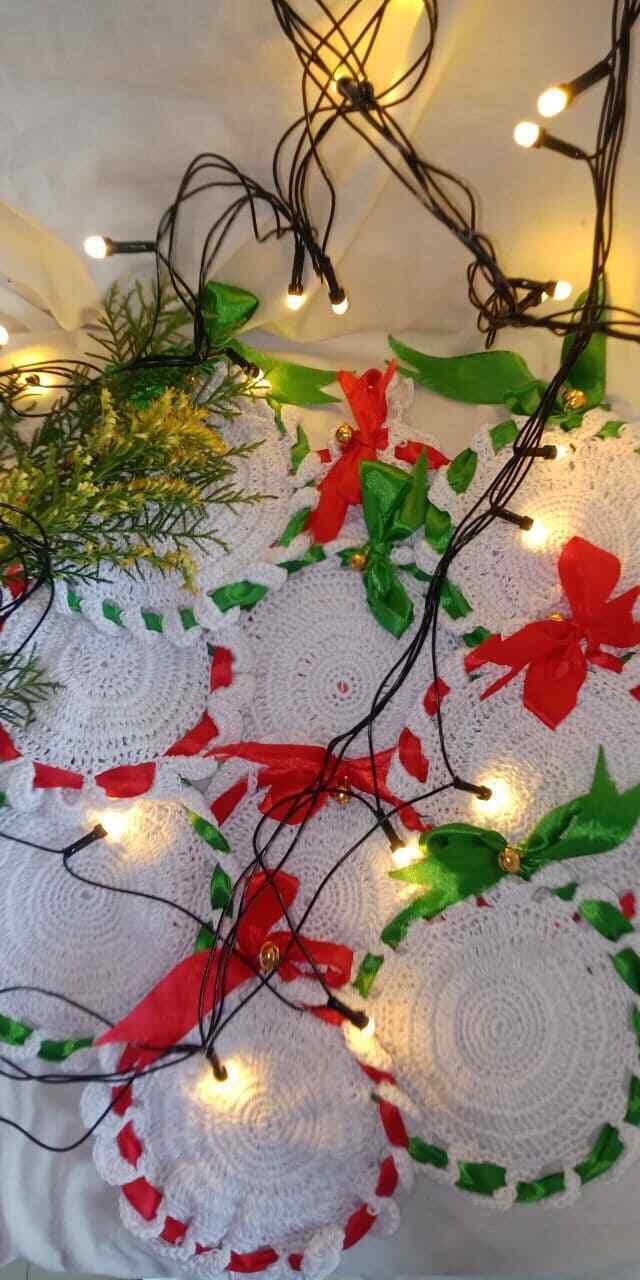 Handmade Christmas Decoration Yarn Woven Snow Flakes Vine & Hanging Red & Green