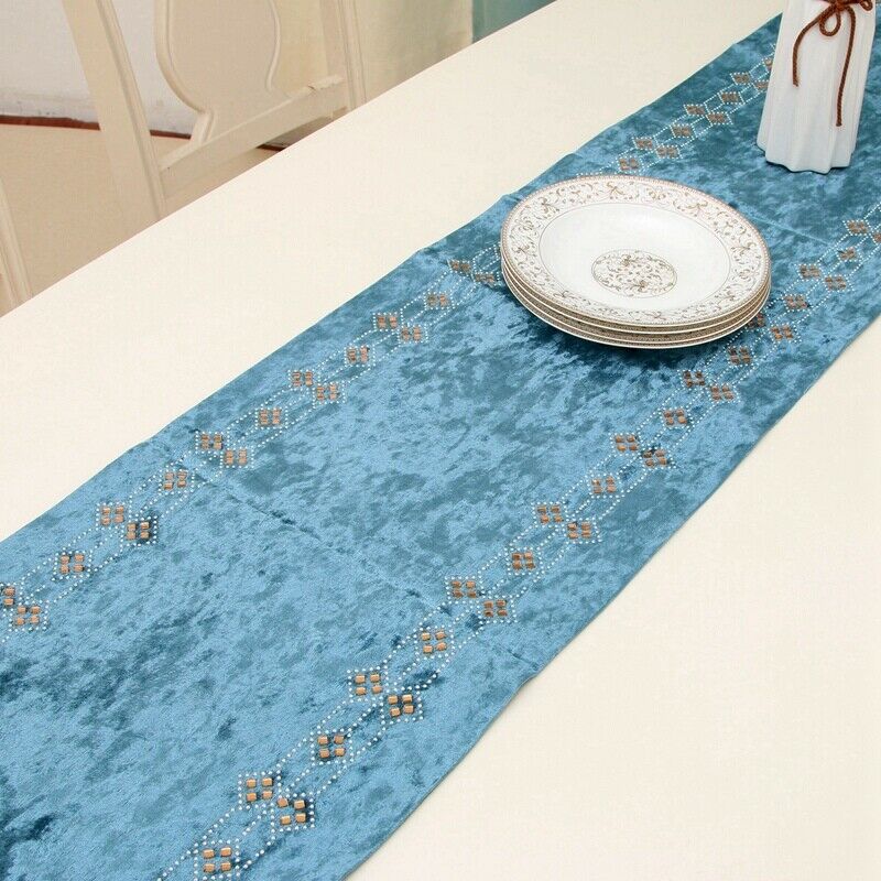 High-End Luxury with Diamonds on Both Sides Of High-End Table Runner Bed andX2I3